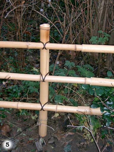 Zaun aus fabelhaften Bambusholz